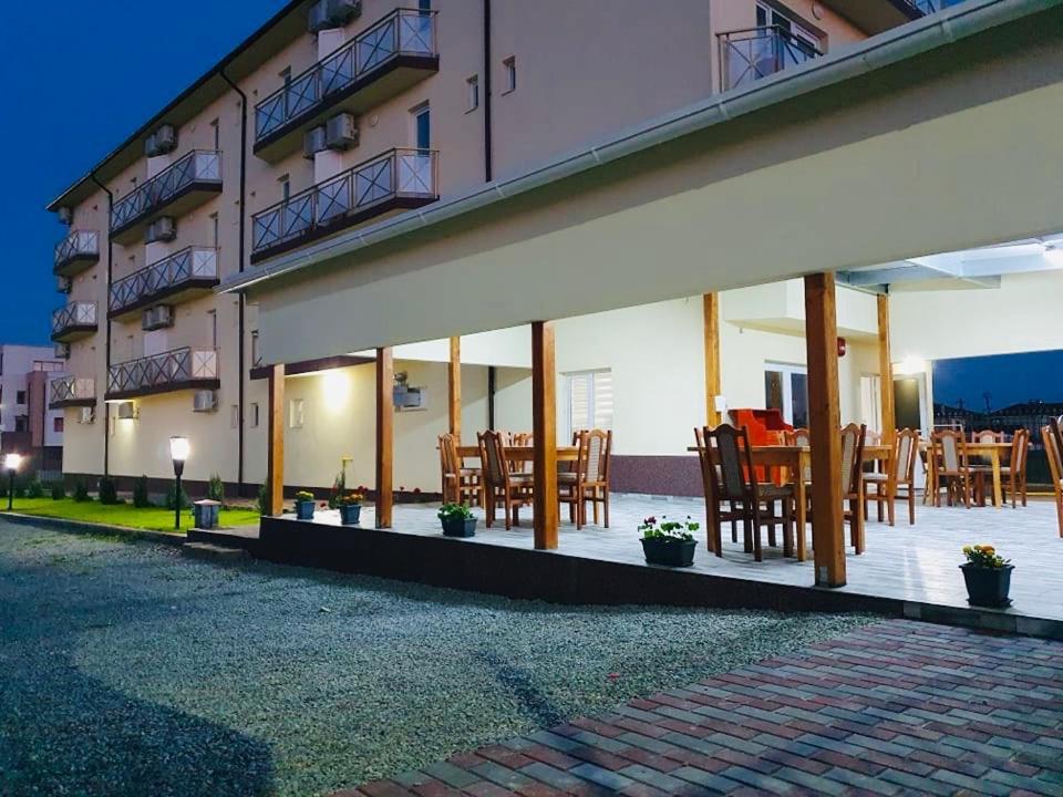 فندق Casa Barina كوستِنيست المظهر الخارجي الصورة